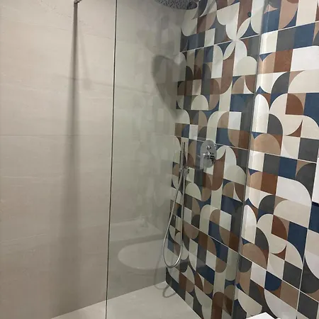 Apartment Essenza Di Puglia - Home Holiday Stanza Grano Mola di Bari