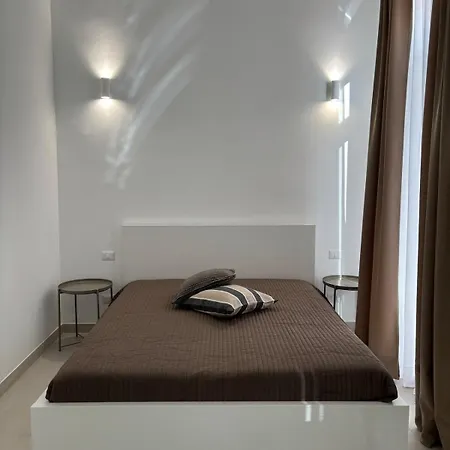 Essenza Di Puglia - Home Holiday Stanza Grano Apartment